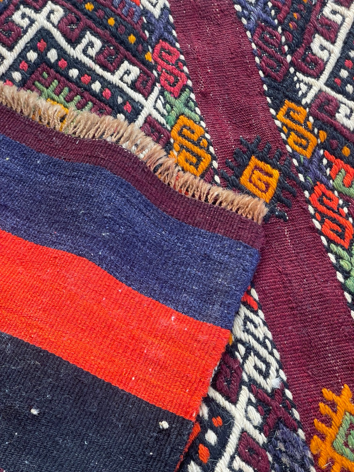 Kilim Sivas incandescent 182 cm X 213 cm