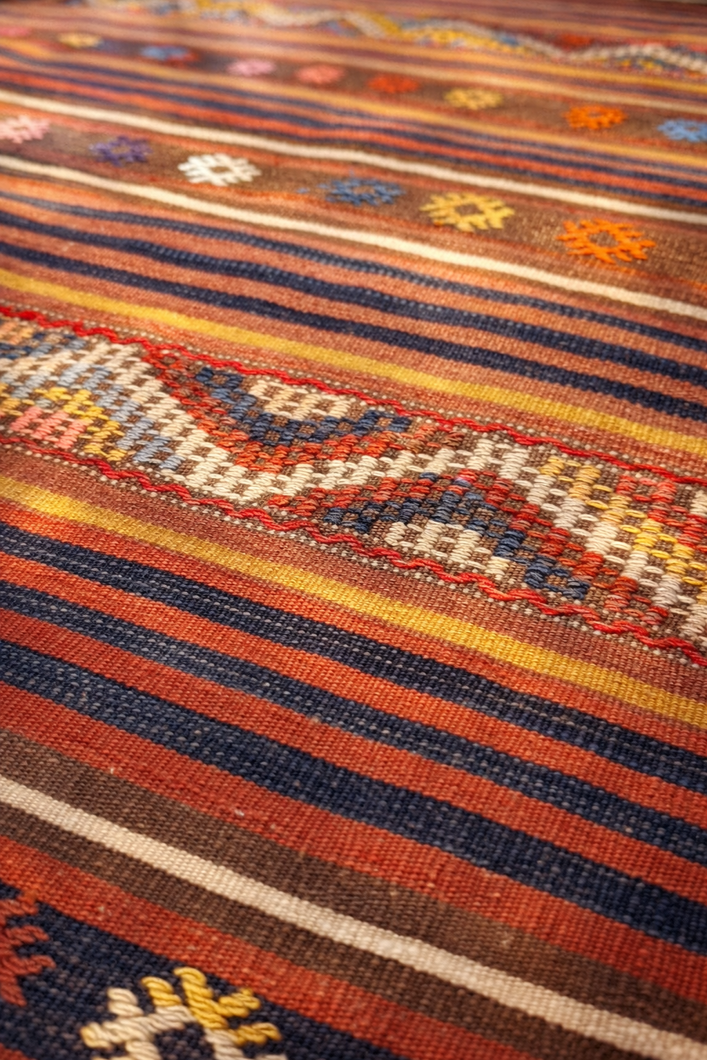 Kilim Cicim traditionnel Manisa Bordeaux-Orange - Ma boutique