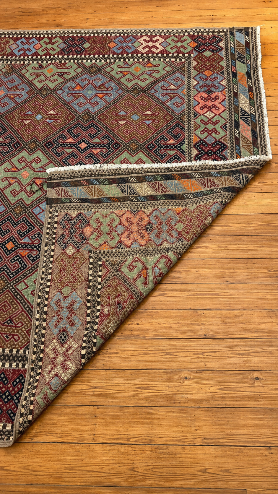 Tapis Cicim fait main – 301 × 245 cm